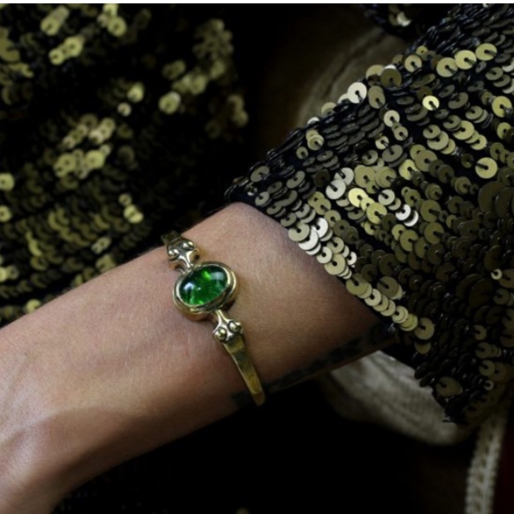 Break-A-Stone Andromeda Dioptase Crystal Cuff